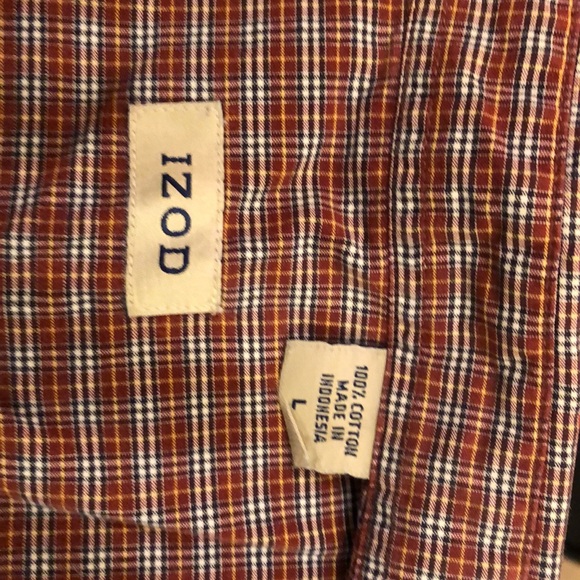 IZOD mans LG button down shirt - Picture 4 of 5
